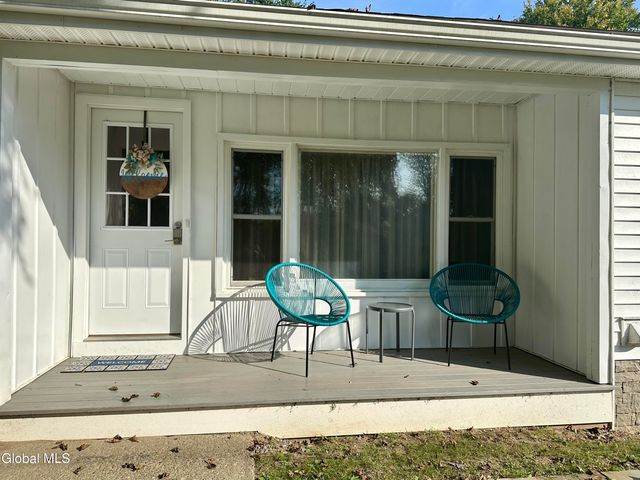 116 Tipple Rd, Ghent, NY 12075