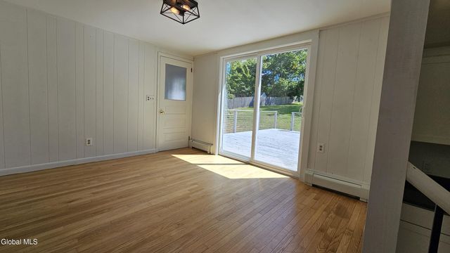 116 Tipple Rd, Ghent, NY 12075