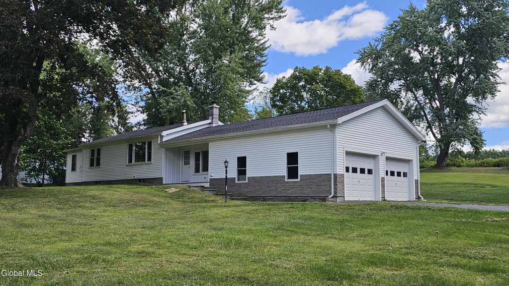 116 Tipple Rd, Ghent, NY 12075