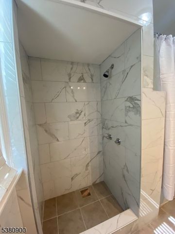 300 Renner Ave, Newark City, NJ 07112