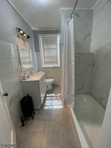 300 Renner Ave, Newark City, NJ 07112