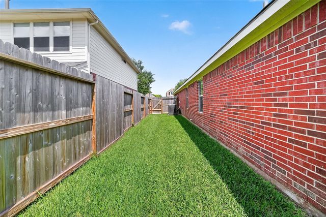 3210 Princess Bay Court, Pearland, TX 77584