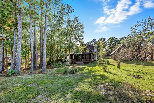 52 Hunters Creek Drive, Huntsville, TX 77340