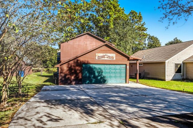 52 Hunters Creek Drive, Huntsville, TX 77340