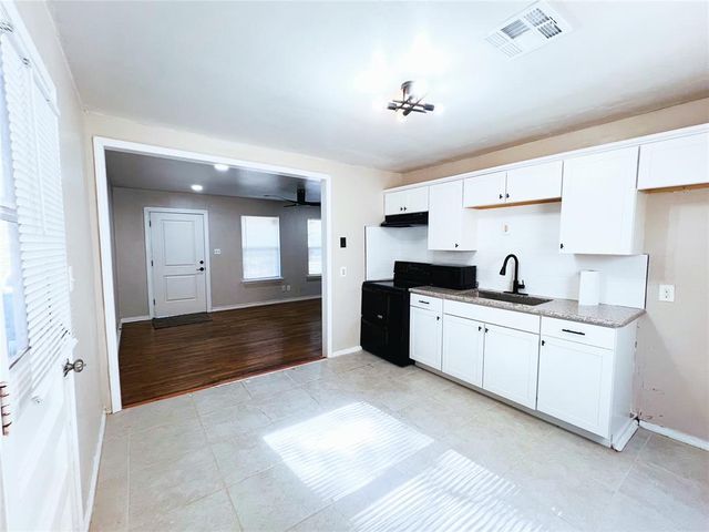 3924 Teal Drive, Del City, OK 73115