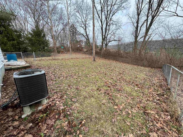 3823 E Boltinghouse Road, Bloomington, IN 47408