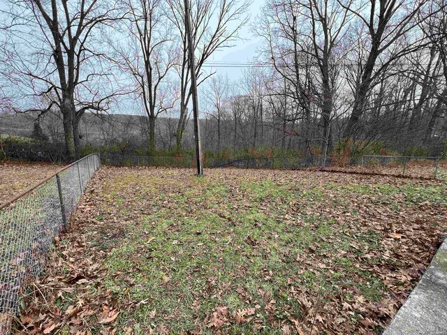 3823 E Boltinghouse Road, Bloomington, IN 47408