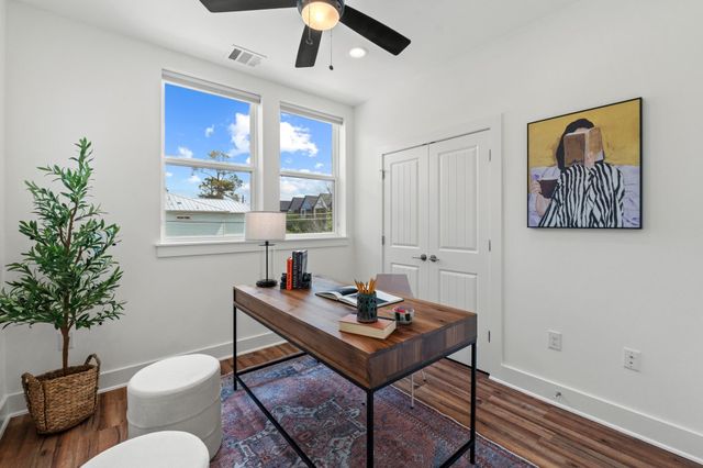 1112 Linden ST B, Austin, TX 78702