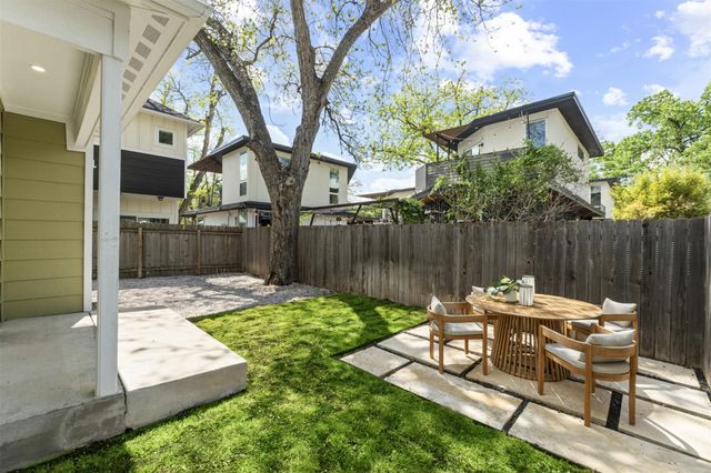 1112 Linden ST B, Austin, TX 78702