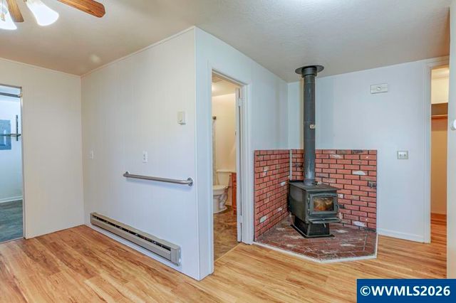 1120 8th St NW, Salem, OR 97304