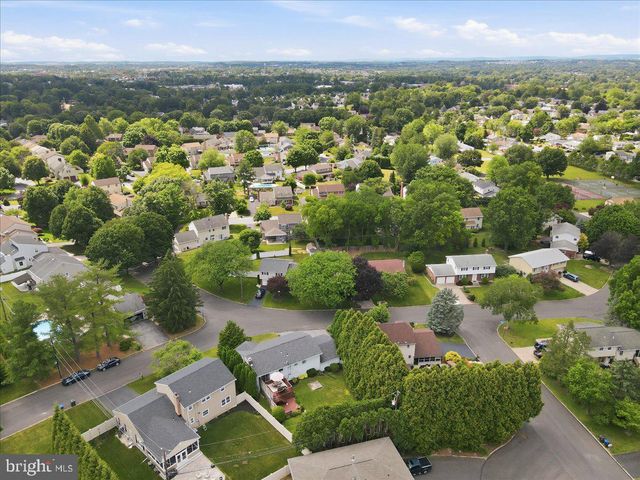 2705 ANDREA DR, Allentown, PA 18103