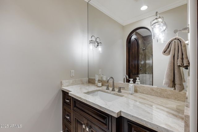 8065 W Expedition Way, Peoria, AZ 85383