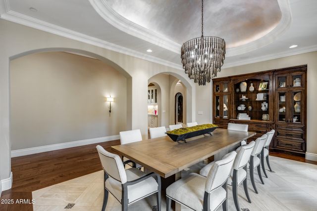 8065 W Expedition Way, Peoria, AZ 85383