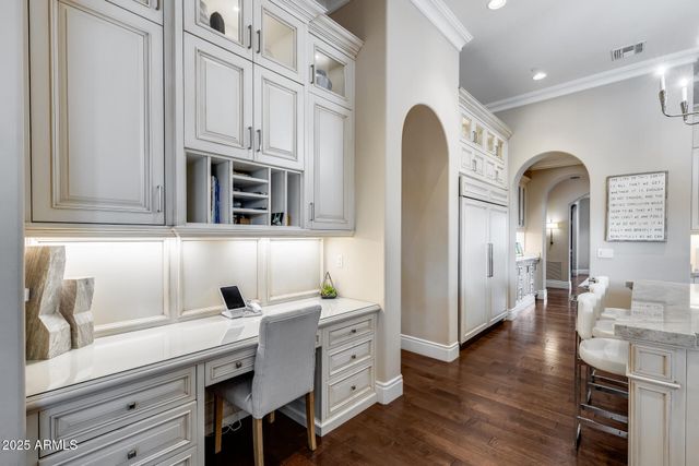 8065 W Expedition Way, Peoria, AZ 85383