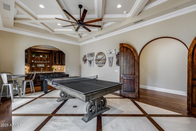 8065 W Expedition Way, Peoria, AZ 85383