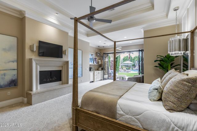 8065 W Expedition Way, Peoria, AZ 85383