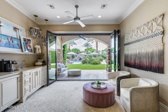 8065 W Expedition Way, Peoria, AZ 85383