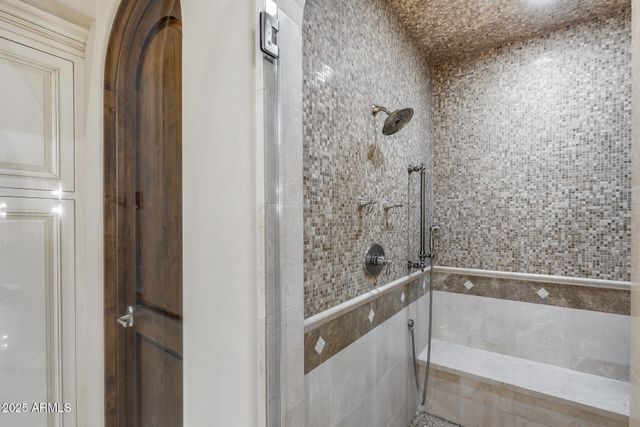 8065 W Expedition Way, Peoria, AZ 85383