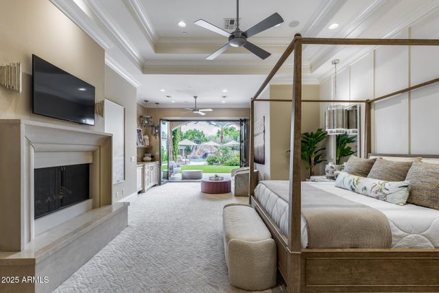 8065 W Expedition Way, Peoria, AZ 85383