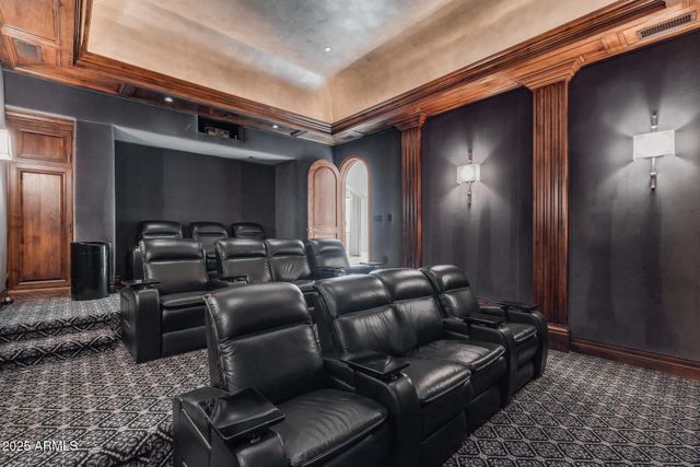 8065 W Expedition Way, Peoria, AZ 85383