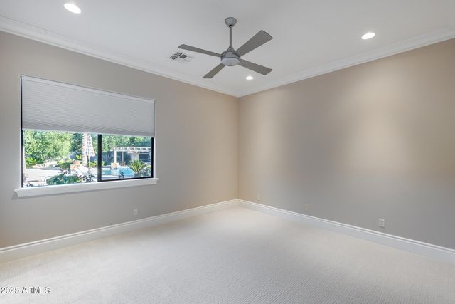 8065 W Expedition Way, Peoria, AZ 85383