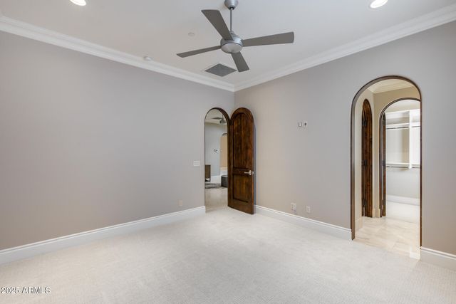 8065 W Expedition Way, Peoria, AZ 85383