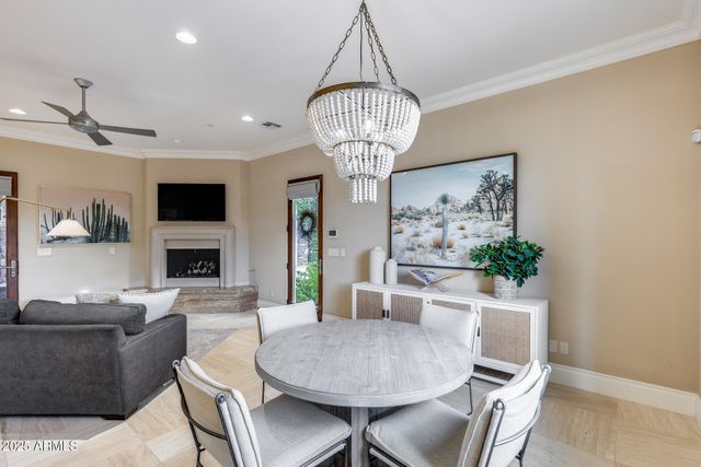 8065 W Expedition Way, Peoria, AZ 85383