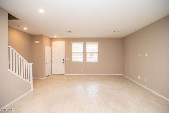 9 Alamere Falls Drive, Las Vegas, NV 89138