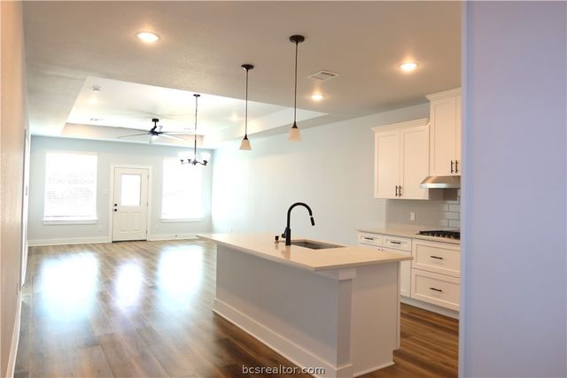 2006 Reagan Court, Bryan, TX 77802