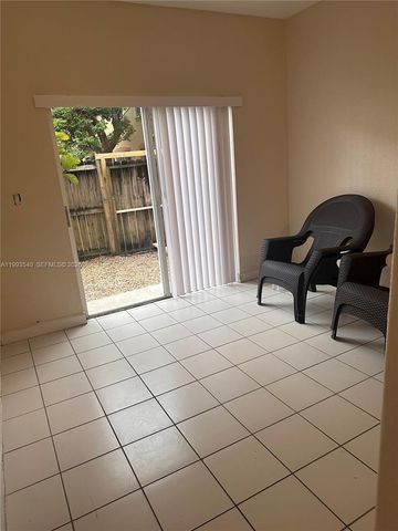 2460 SE 16th Ter 103, Homestead, FL 33035