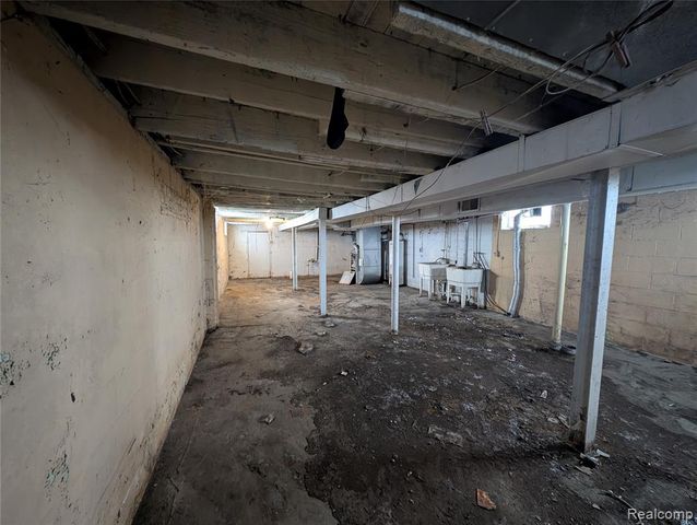 3808 Cadieux Road, Detroit, MI 48224