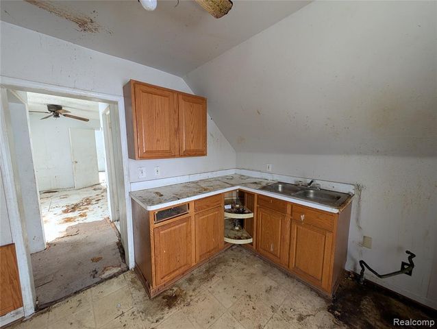 3808 Cadieux Road, Detroit, MI 48224