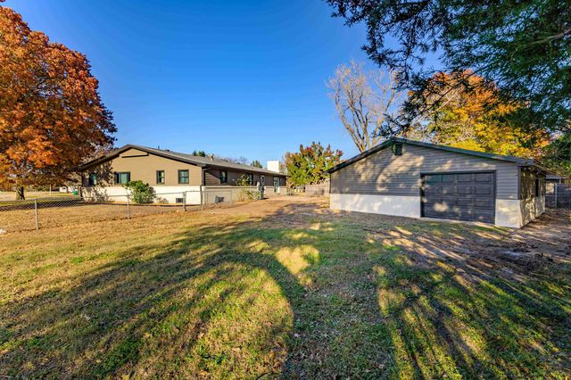 12105 W Beaumont Ave, Wichita, KS 67235