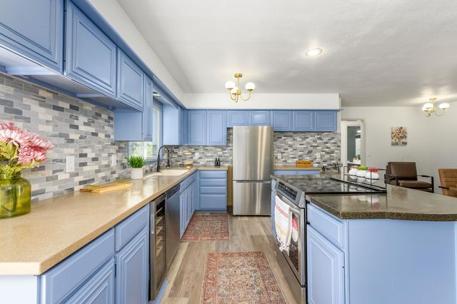 12105 W Beaumont Ave, Wichita, KS 67235