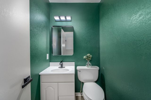 12105 W Beaumont Ave, Wichita, KS 67235