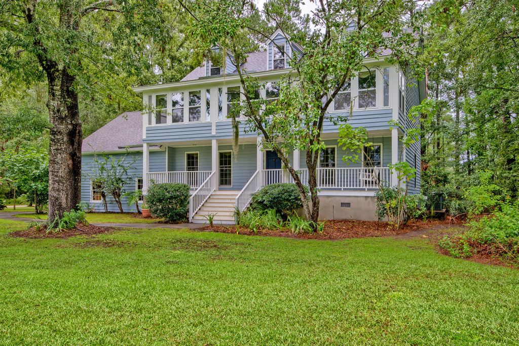 820 Pineneedle Way, Charleston, SC 29492