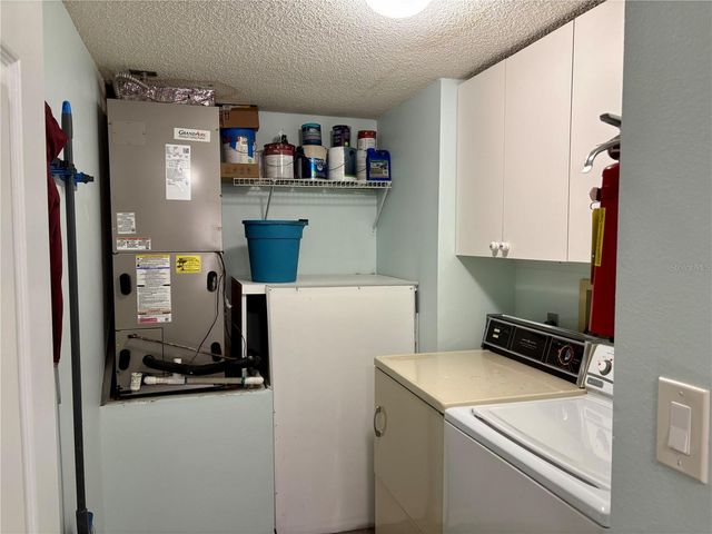 6211 TIMBER LAKE DRIVE B9, Sarasota, FL 34243