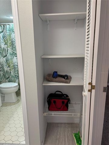 6211 TIMBER LAKE DRIVE B9, Sarasota, FL 34243