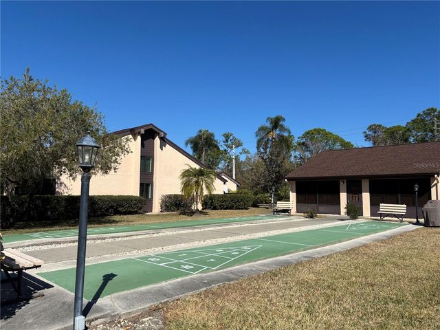 6211 TIMBER LAKE DRIVE B9, Sarasota, FL 34243