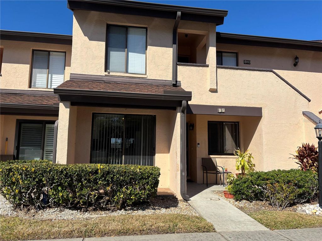 6211 TIMBER LAKE DRIVE B9, Sarasota, FL 34243