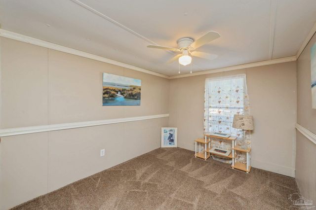 4410 Oak Ln, Milton, FL 32583