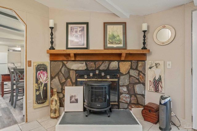 4410 Oak Ln, Milton, FL 32583