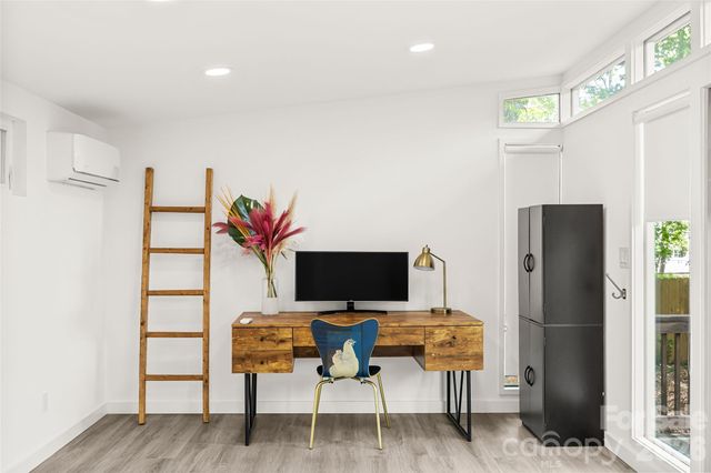 2409 Lola Avenue, Charlotte, NC 28205