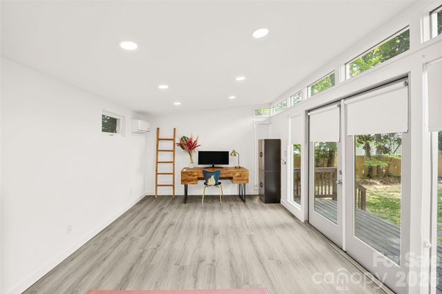 2409 Lola Avenue, Charlotte, NC 28205