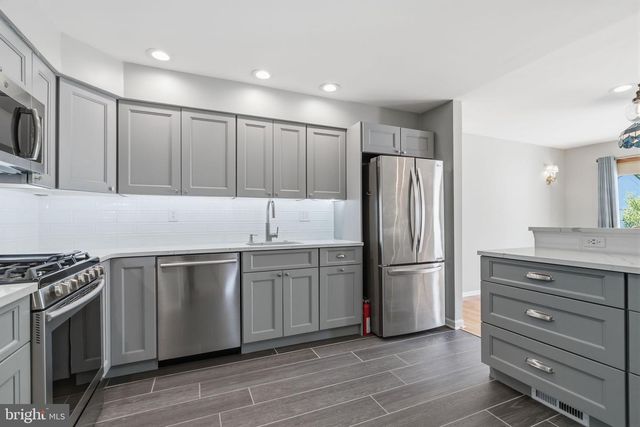 709 SOCIETY HILL BLVD., Cherry Hill, NJ 08003