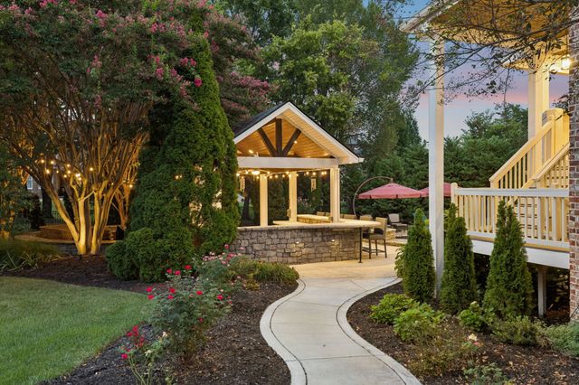 1769 Forsyth Park Dr, Brentwood, TN 37027