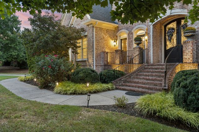 1769 Forsyth Park Dr, Brentwood, TN 37027