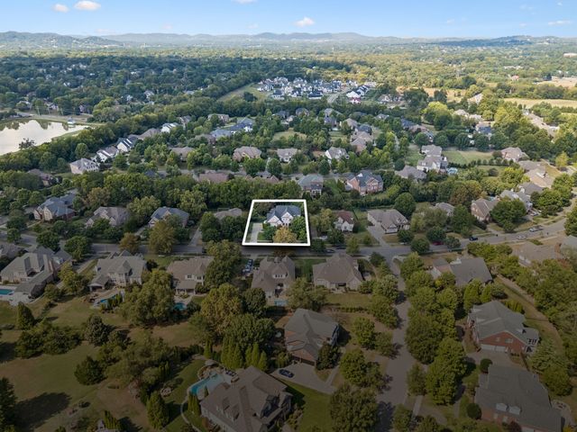1769 Forsyth Park Dr, Brentwood, TN 37027