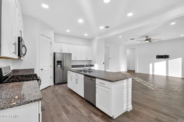 4922 S LEISURE Way, Gilbert, AZ 85298