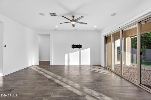 4922 S LEISURE Way, Gilbert, AZ 85298